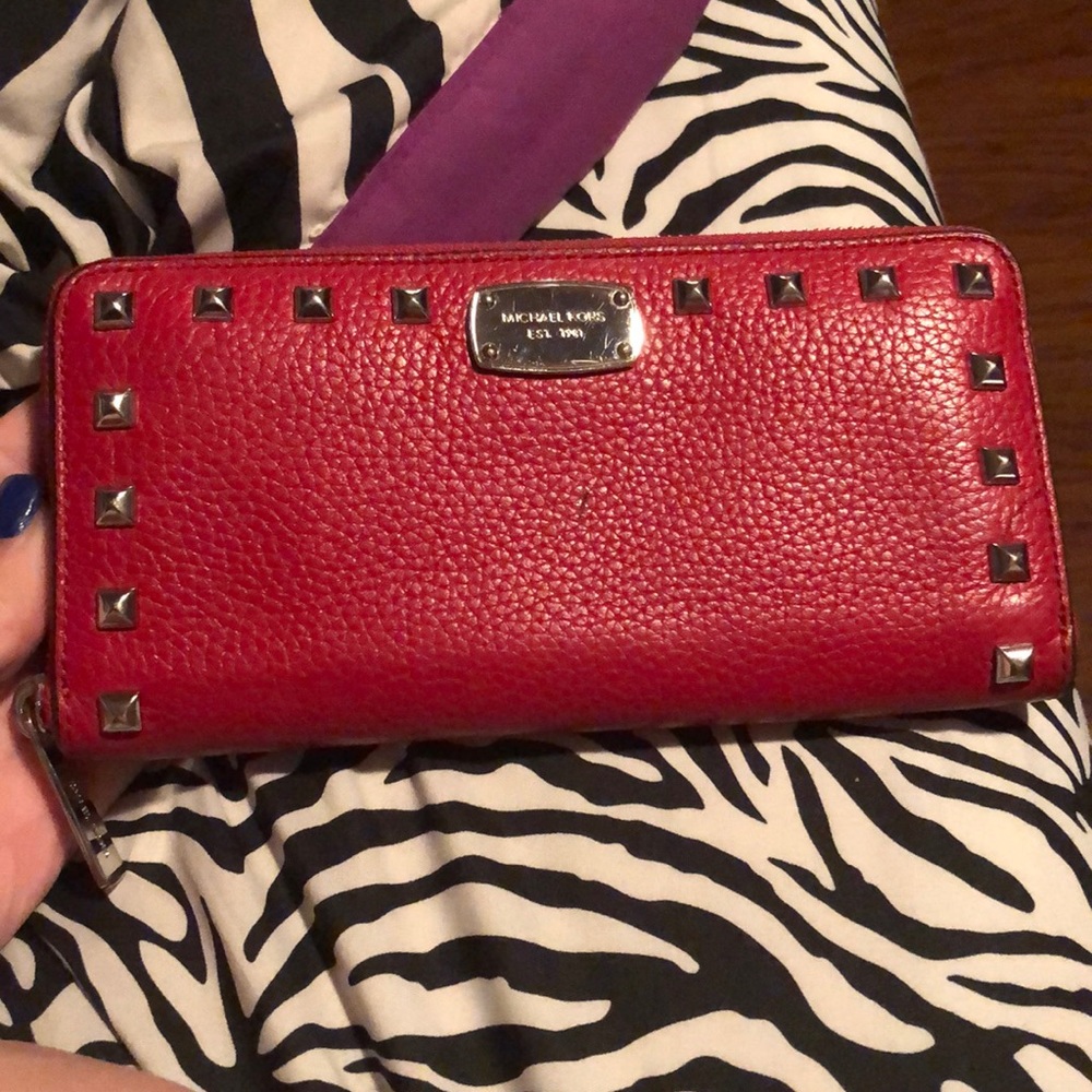 Red michael kors wallet